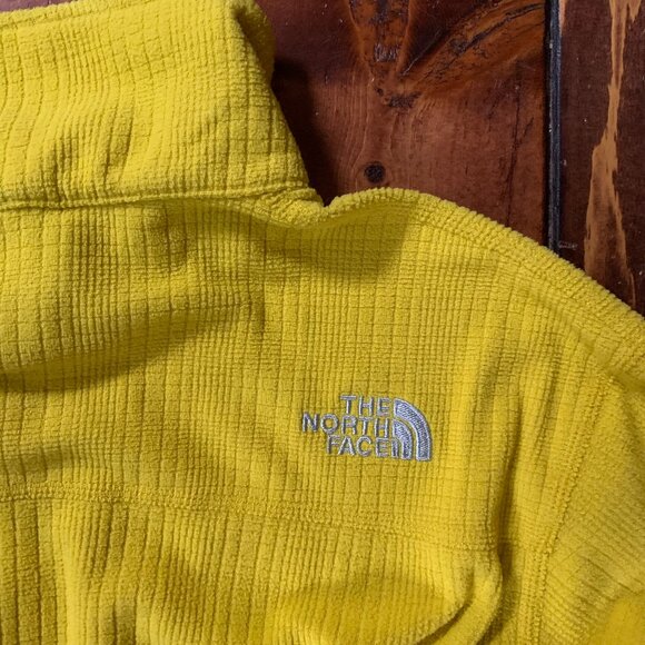 The North Face Medium Yellow & Black Men's 1/4 Zip Pullover Sweatshirt EUC - Picture 9 of 14